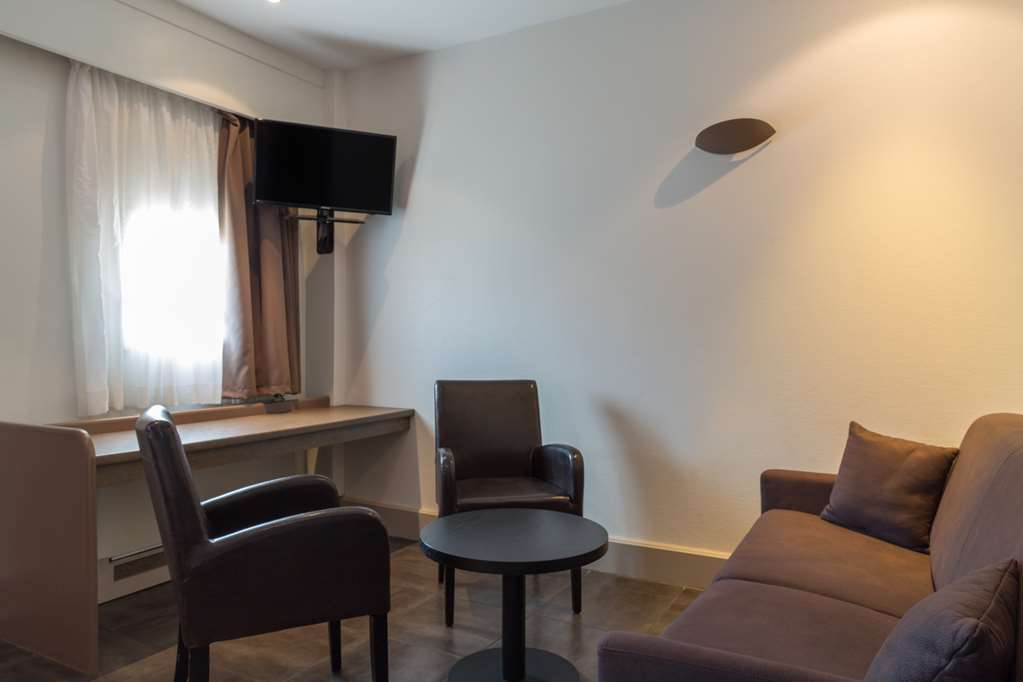 Hotel Confort Le Moulin Rouge Террассон Удобства фото