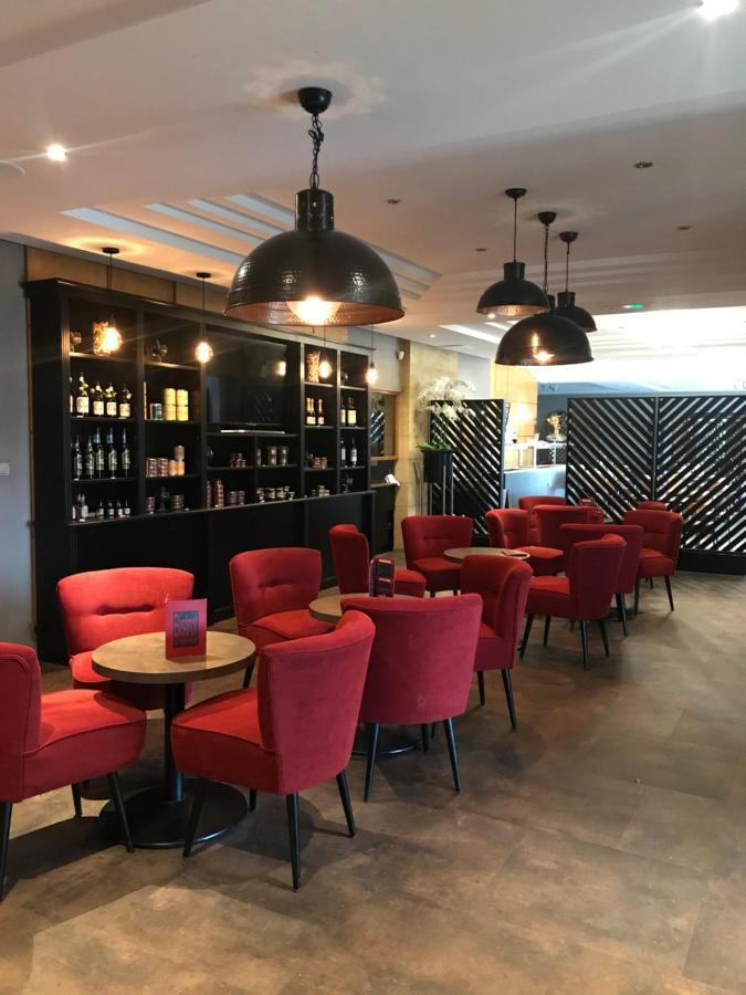 Hotel Confort Le Moulin Rouge Террассон Экстерьер фото
